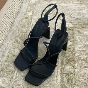 BLACK SCHUTZ HEELS